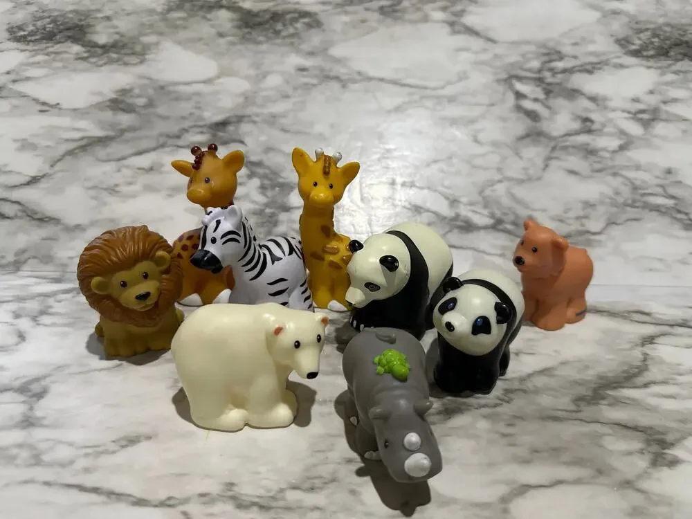 Zoo little people
